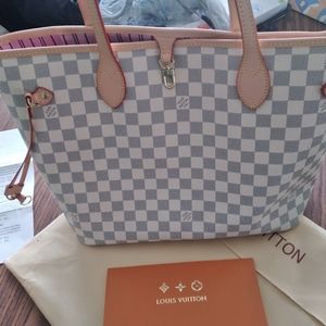 Louis Vuitton Neverfull
